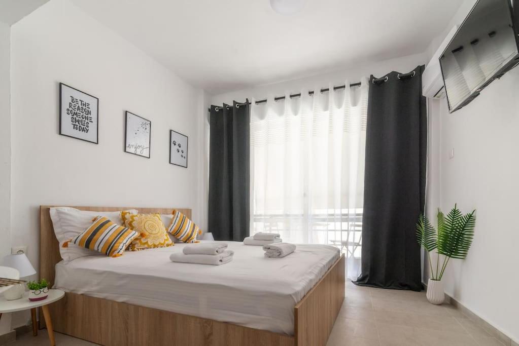 New Studio In The Heart Of City Center Heraklion Exteriör bild