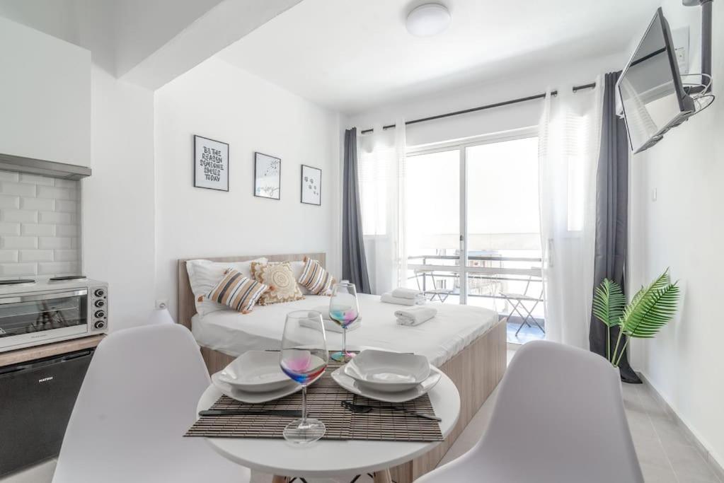 New Studio In The Heart Of City Center Heraklion Exteriör bild